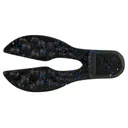 Berkley PB MaxScent Meaty Ch Black Blue Flake 6pk - Berkley-Baits