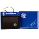 Rugged Rare Bifold Wallet Brown for Smith and Wesson - Cameleon