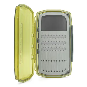 UMPQUA UPG Foam WP Weekender Large Olive Fly Box (30071)