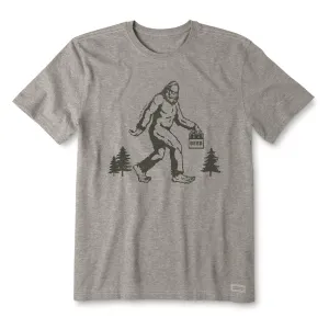 Life Is Good Men's Big Foot Hike Crusher Lite Tee