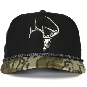 PARAMOUNT OUTDOORS BLACK & BOTTOMLAND ROPE CAP W/DEER SKULL