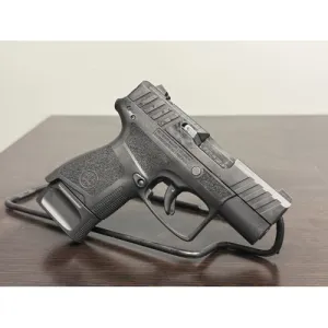 Beretta APX-A1 Carry 9mm