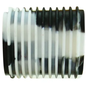 Reel Grip Black & White