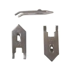 Minnesota Trapline Wolf Fang Stake Ends 12PK