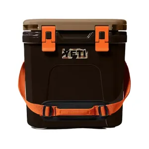 YETI Roadie 2.0 24 Cooler Wetlands Camo