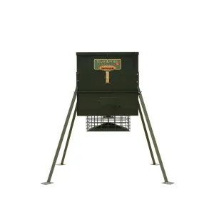 Texas Hunter 650 lb Wildlife Trophy Game Feeder With 4' Legs