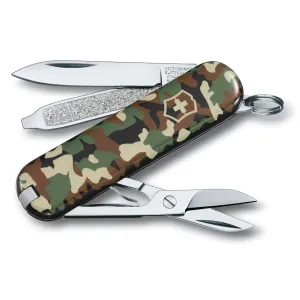 Victorinox Swiss Army Classic SD Pocket Knife 7 Function Stainless Steel Blade Polymer Handle Camouflage